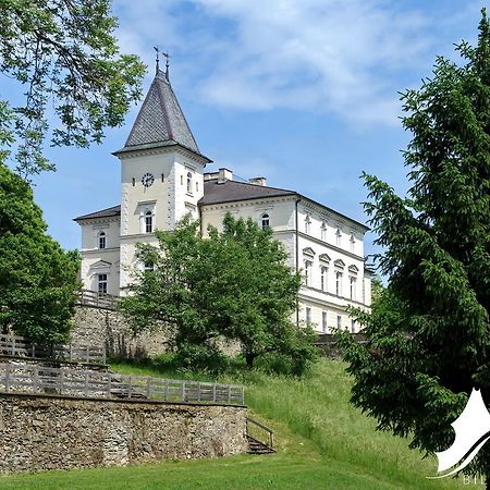 Hotel Bildungshaus Schloss Krastowitz Klagenfurt am Woerthersee Zewnętrze zdjęcie