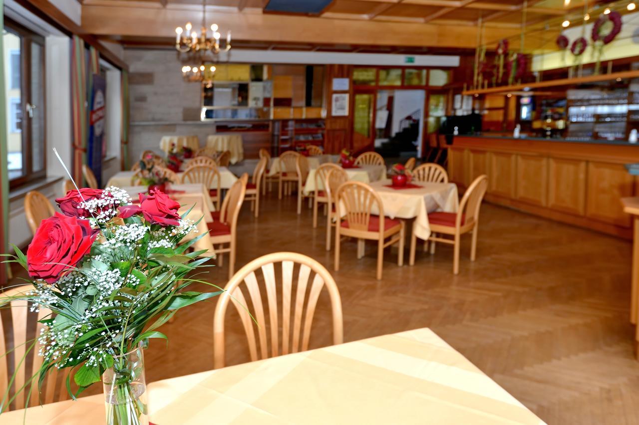 Hotel Bildungshaus Schloss Krastowitz Klagenfurt am Woerthersee Zewnętrze zdjęcie