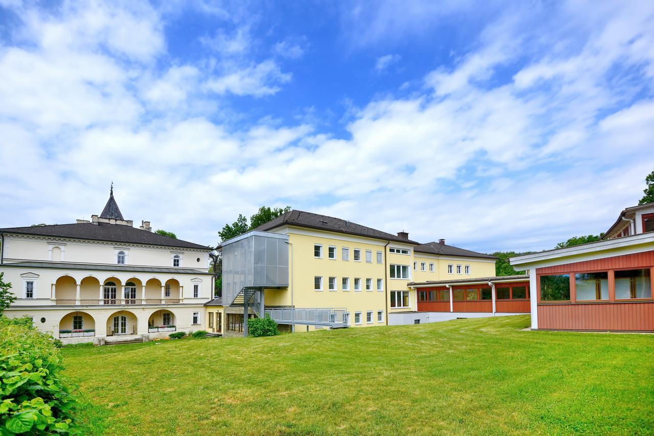 Hotel Bildungshaus Schloss Krastowitz Klagenfurt am Woerthersee Zewnętrze zdjęcie