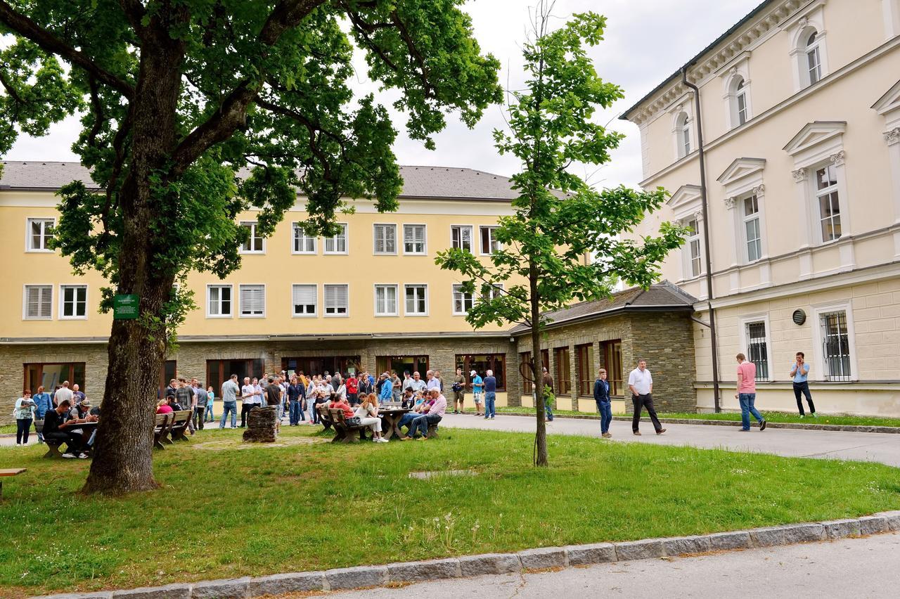 Hotel Bildungshaus Schloss Krastowitz Klagenfurt am Woerthersee Zewnętrze zdjęcie